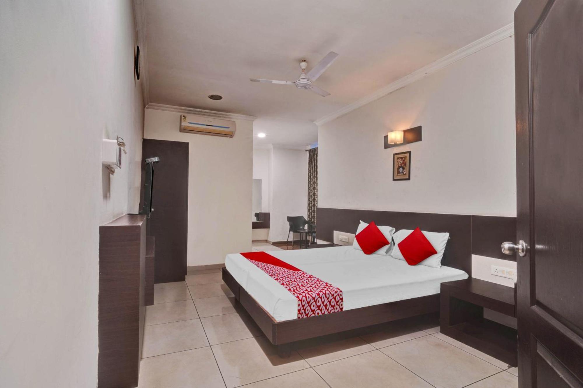 Hotel O Jk Inn Tiruppur Luaran gambar
