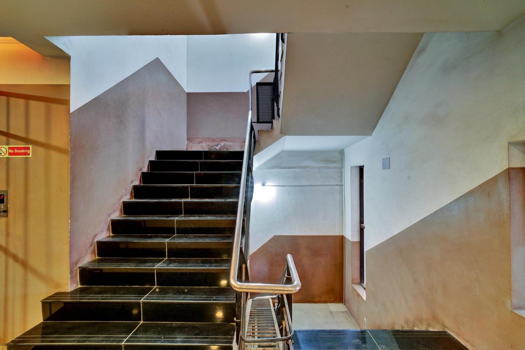 Hotel O Jk Inn Tiruppur Luaran gambar