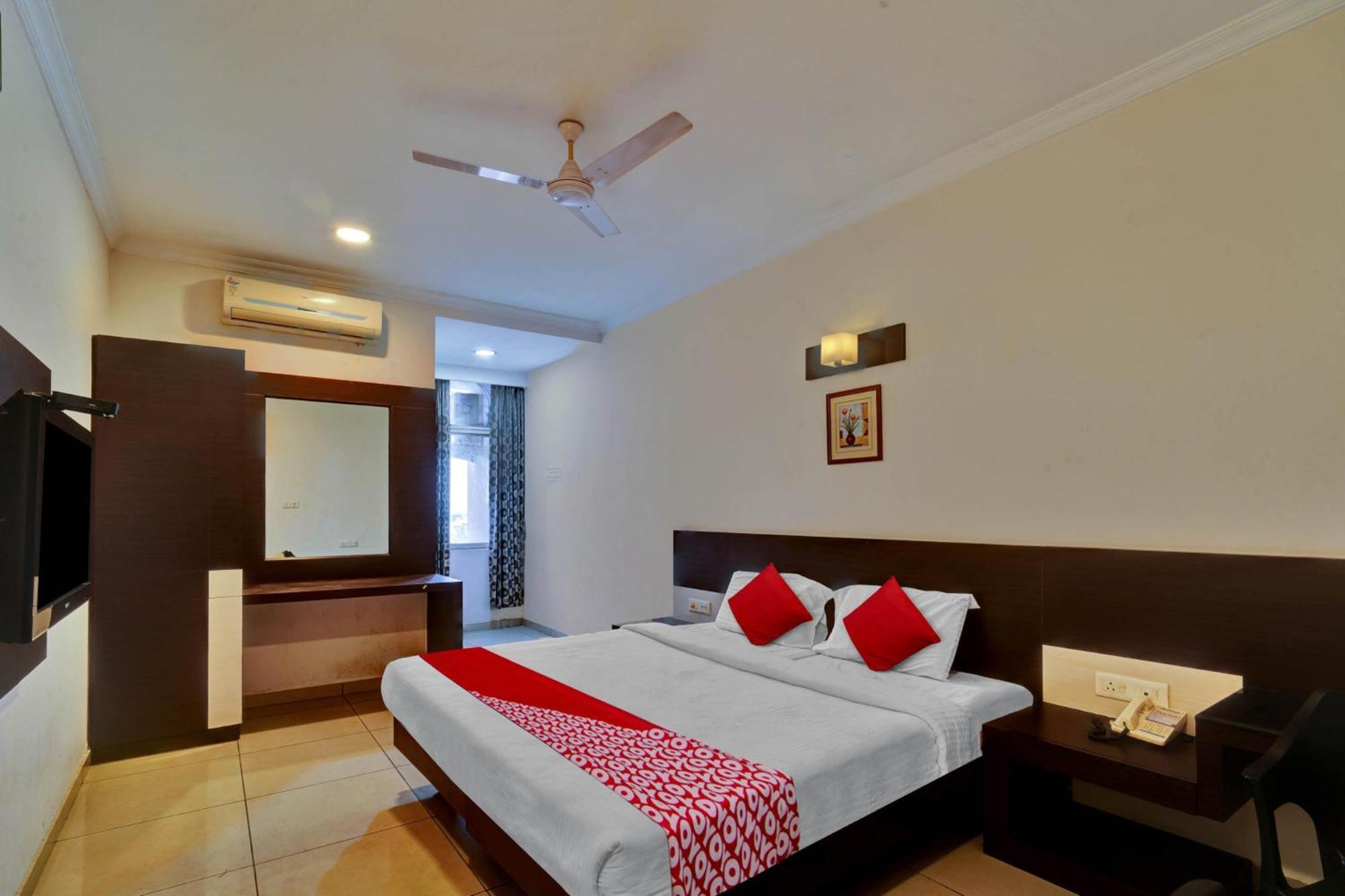 Hotel O Jk Inn Tiruppur Luaran gambar